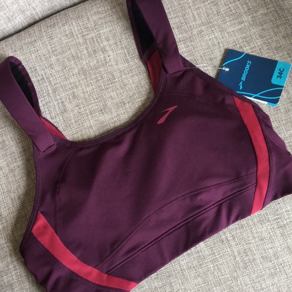 Brooks Other - NWT- Brooks Running Bra- Jubralee Sports Bra